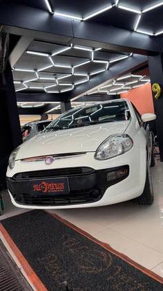 FIAT PUNTO 1.4 ATTRACTIVE 8V FLEX 4P MANUAL FIAT PUNTO 1.4 ATTRACTIVE 8V FLEX 4P MANUAL